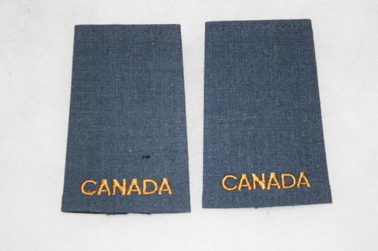  Airwomen Royal Canadian Airforce Rank Slides Pair