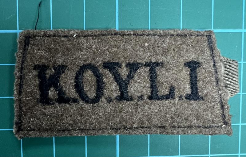 WW2 kings Own Yorkshire Light Infantry Slip on Title