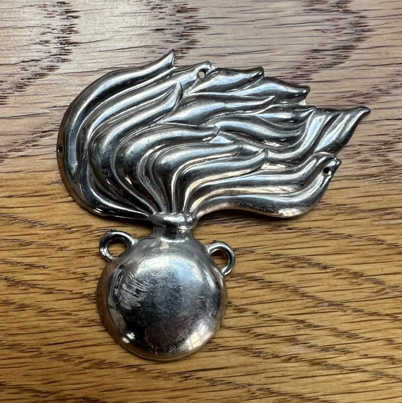 Italy Carabinieri Metal Cap Badge