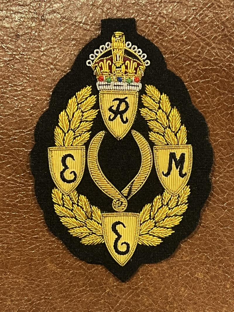 Royal Electrical Mechanical Engineers Blazer Badge (REME)