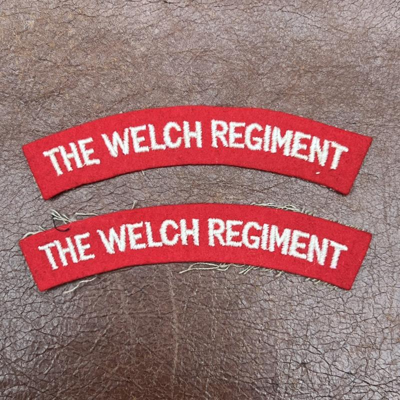 The Welch Regiment Pair Shoulder Titles
