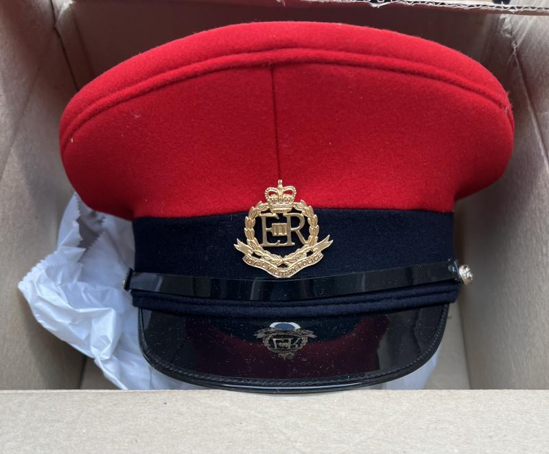 Royal Military Police, Cap Service RMP Brass Cap Badge